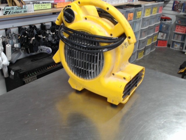 Fan a plancher �lectrqiue