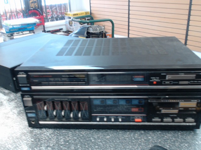 Stereo receiver sanyo dcx685
