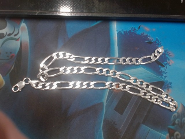 Silver chaine