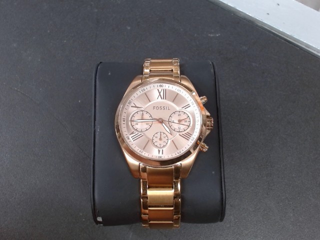 Montre rose gold pour femmes