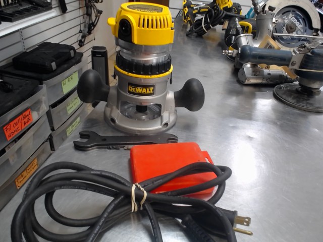 Toupie dewalt + acc ds ms