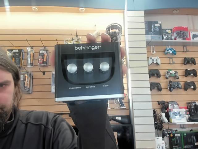 Interface behringer um2