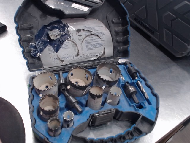 Kit hole saw