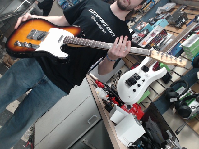 Guit ds sac etat medium