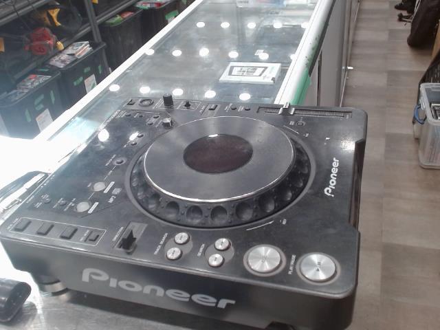 Lecteur cdj