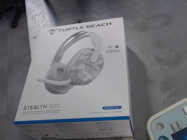 Wireless gaming headphones