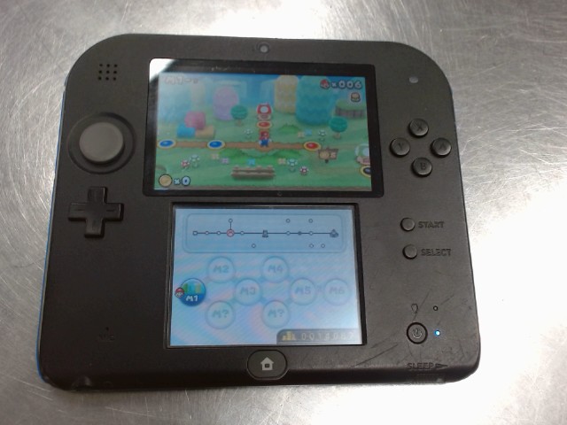 Console 2ds avec chargeur