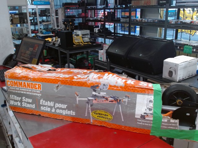 Table/etabli pour scie a onglet en boite