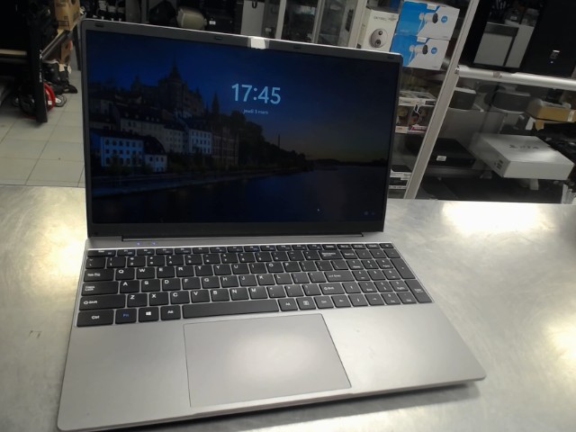 Ordinateur 4gb ram 200gb hdd intel celer