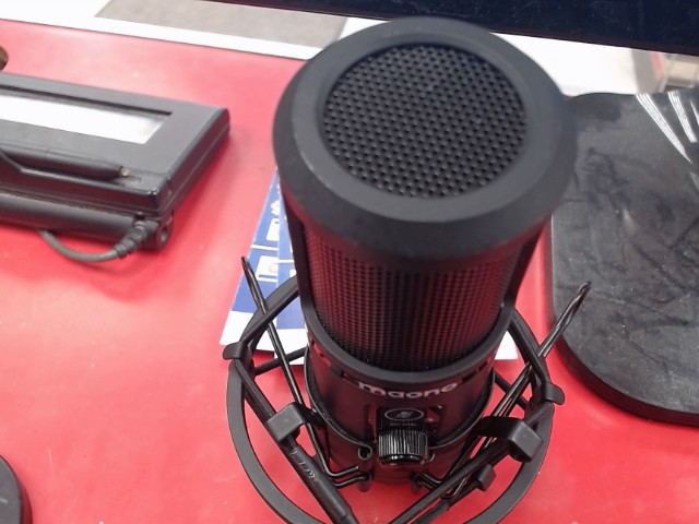 Desktop usb microphone set in box