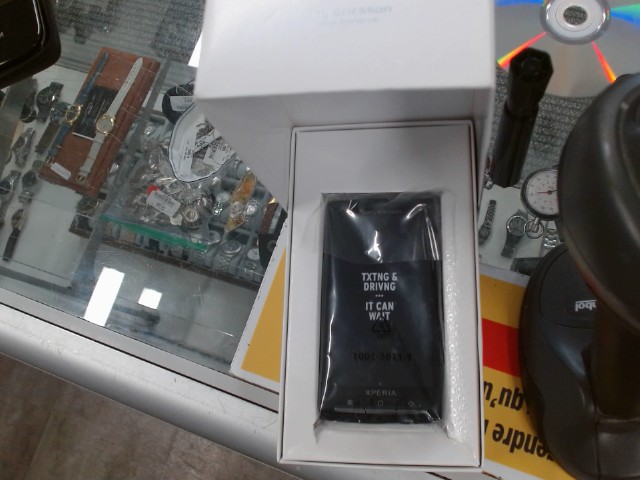 Sony ericsson x10a cell in box