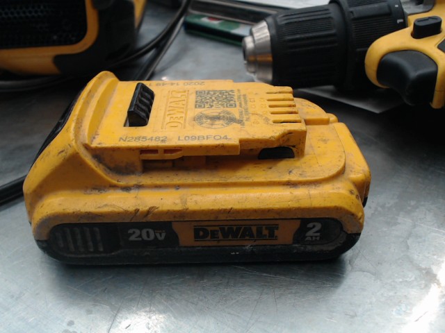 Batterie dewalt 20v 2ah us�e
