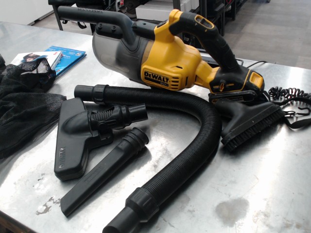 Aspirateur a mains dewalt