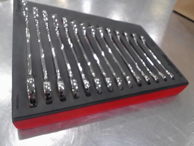 Cle metrique de 10mm a 27mm 14pcs