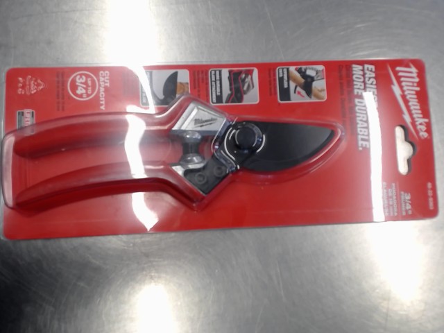 Milwaukee 3'4 pruner