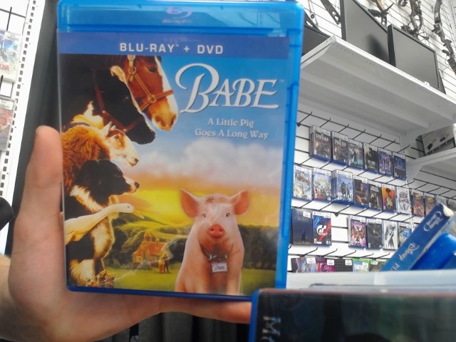 Babe a little pig goes a long way