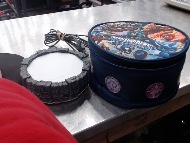 Portail skylanders + pochette
