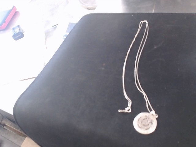 Chaine avec medaillon etoile