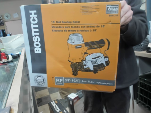 Cloueuse a air 3/4 - 1 3/4'' neuf