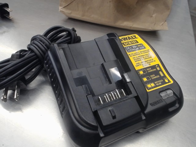 Chargeurt dewalt 12v 20v