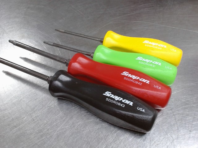 Kit de tournevis snap on carre 4