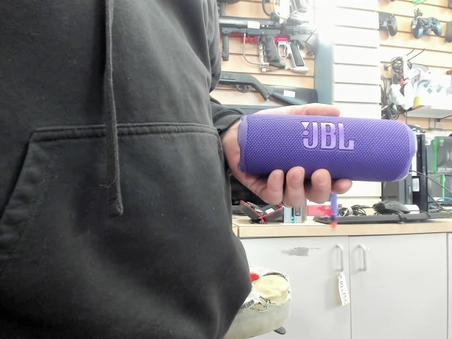 Speaker mauve