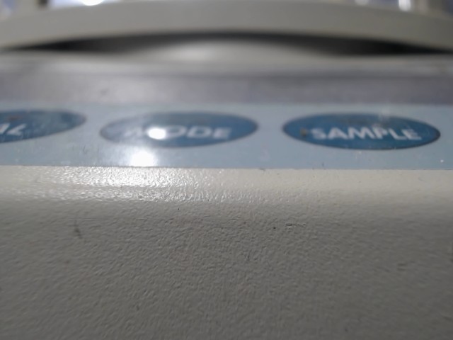 Blue sunglasses -defect-arm missing spac