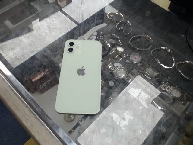 Fake iphone 15