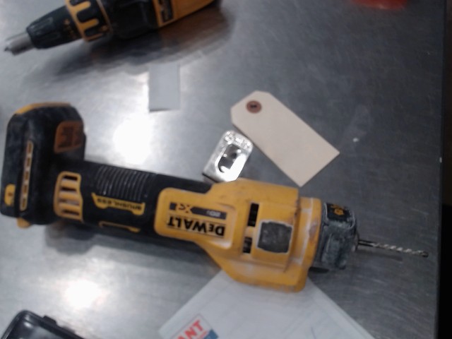 Outil de d�coupe rotatif sans batterie