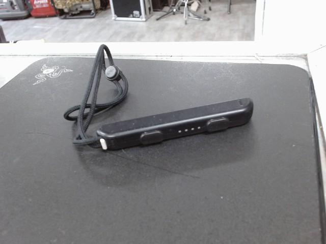 Clip-on pour manette switch