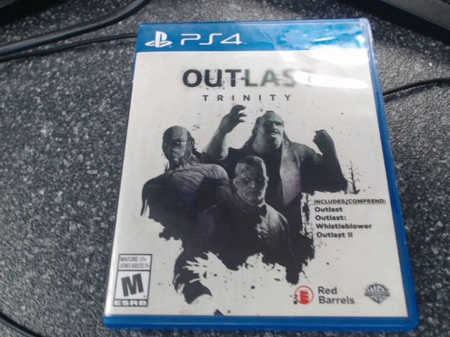 Outlast trinity ps4 2 cd