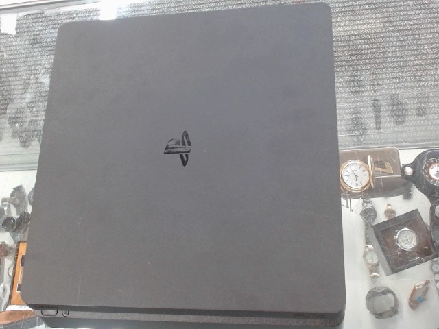 Sony ps4 slim