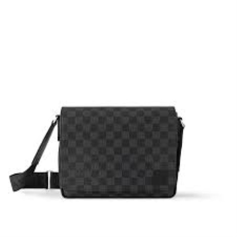 Saccoche louis vuitton district pm