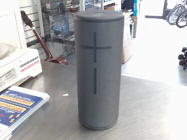 Speaker ultimate ears