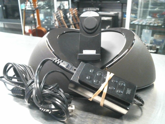 Haut parleur onbeat air et manette 2011