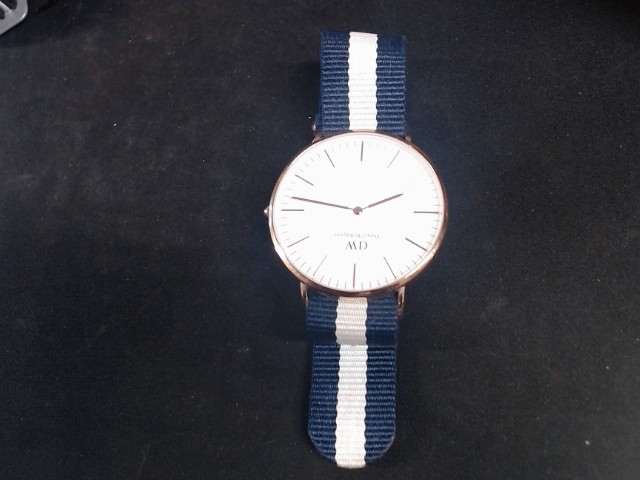 Montre femme bleu et blanc dorer