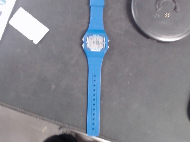 Montre electronique bleu