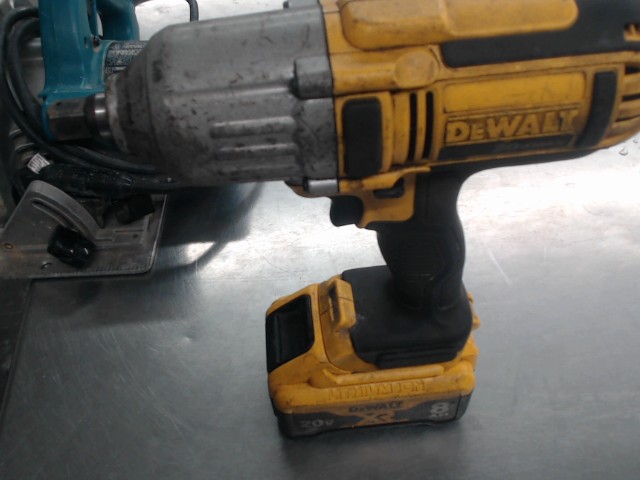Impact dewalt avec batterie 8ah