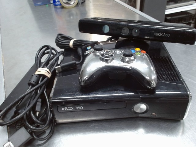Xbox 360 slim + man et acc