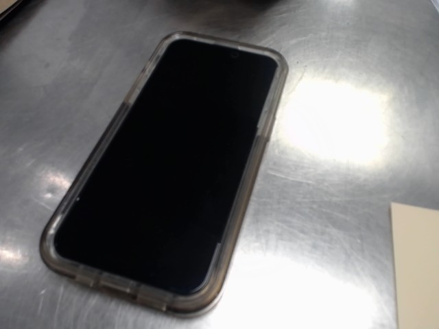 Iphone 15 pro max 256gb dans case