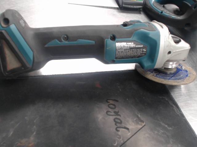 Makita grinder