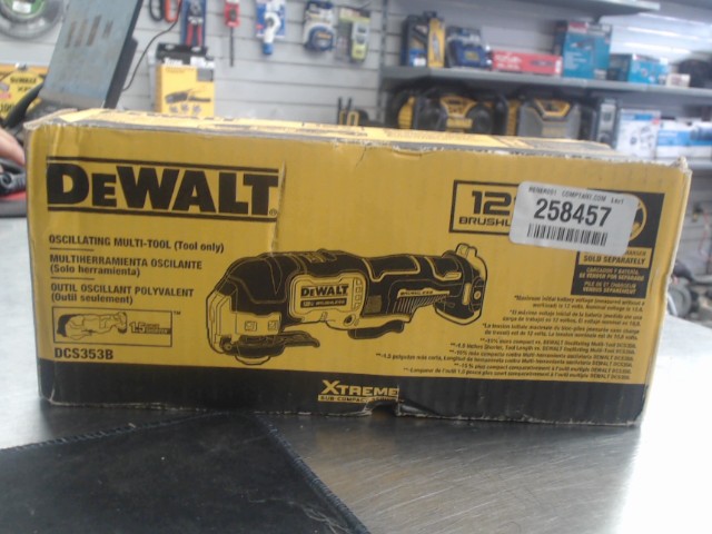 Dewalt oscilating multi-tool