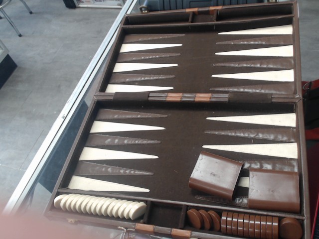 Jeu de backgammon