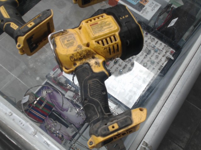 Projecteur a led dewalt