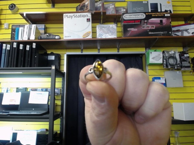 Bague pierre ovale pointue jaune