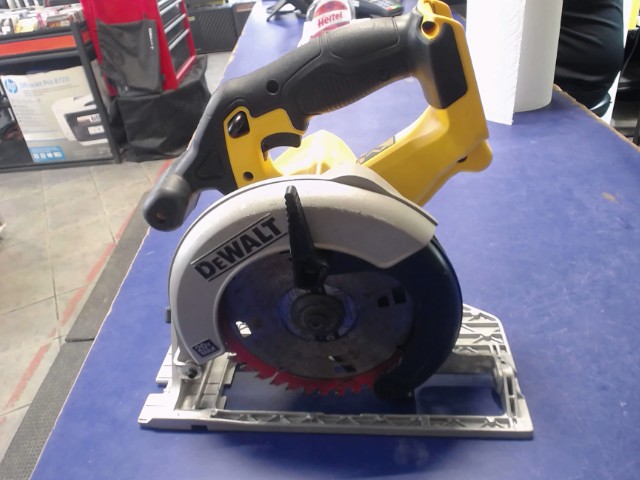 Scie circulaire sans fil outil seul