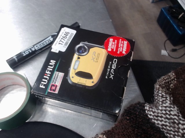 Camera digitale waterproof+acc+bo