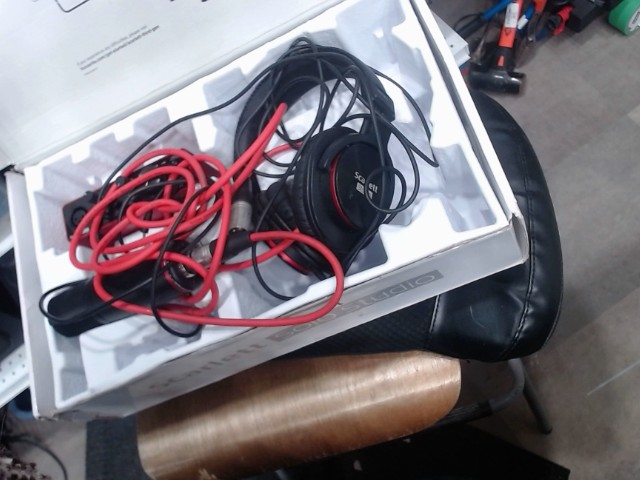 Scarlett solo 3+casque+micro+bo