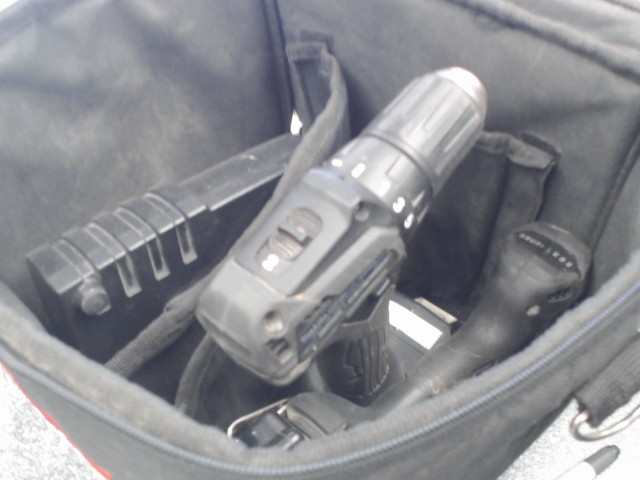 Kit drill + impact + chargeur ds case