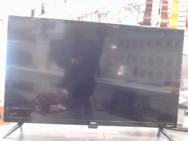 Onn smart tv 1080 + remote